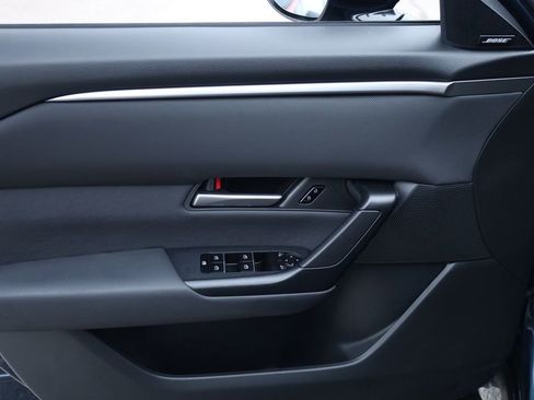 Used 2025 MAZDA CX-50 AWD 2.5 S w/ Premium Package image 17