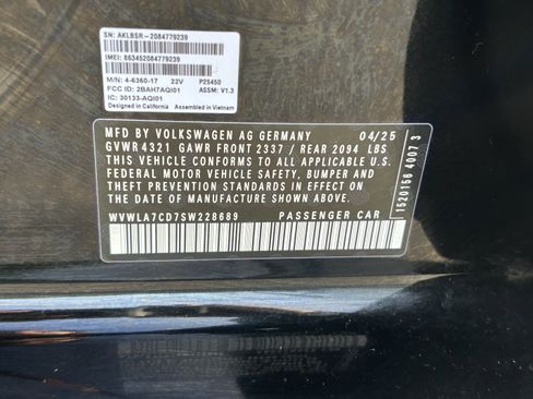 Certified 2025 Volkswagen GTI S image 30