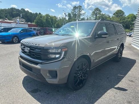 New 2027 Ford Expedition Max Platinum w/ Stealth Performance Package AWD/4WD image 7