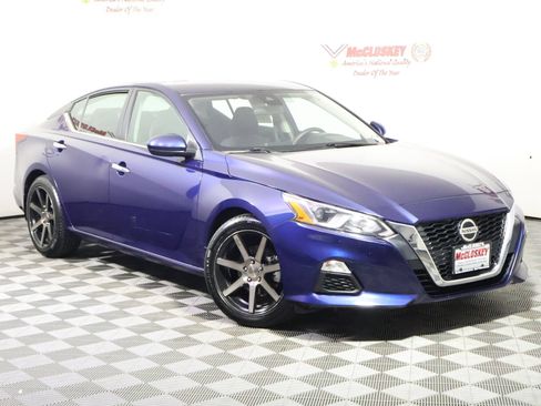 Used 2021 Nissan Altima 2.5 S FWD image 2