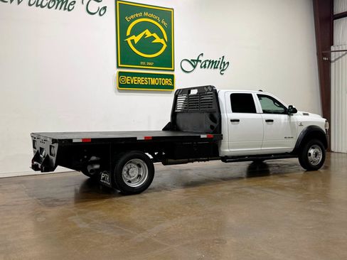 Used 2022 RAM 5500 Tradesman w/ Max Tow Package AWD/4WD image 8