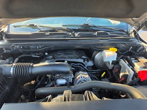 Used 2022 RAM 1500 Laramie AWD/4WD image 25