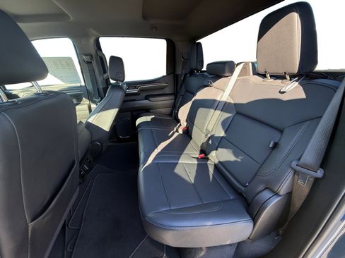 Used 2024 GMC Sierra 1500 SLT image 16