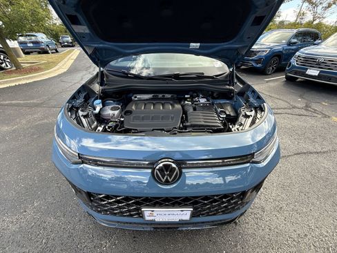 New 2025 Volkswagen Tiguan SE R-Line image 27