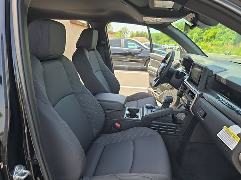 Used 2026 Toyota Tacoma SR5 AWD/4WD image 13