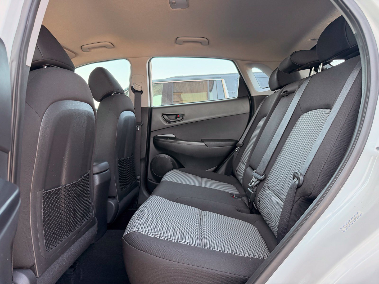 Used 2019 Hyundai Kona SE FWD image 17