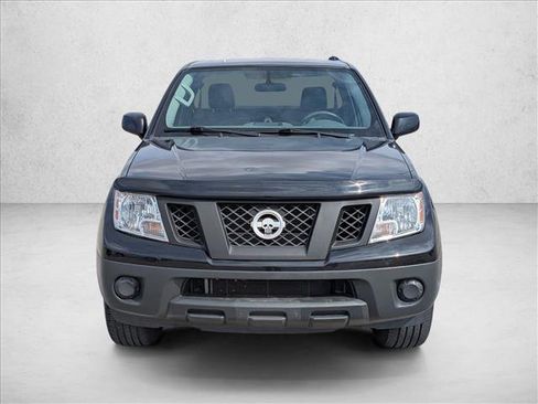 Used 2021 Nissan Frontier S image 2