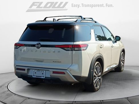 Used 2022 Nissan Pathfinder Platinum w/ Cargo Package FWD image 9