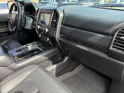 Used 2021 Ford Expedition Limited RWD image 14