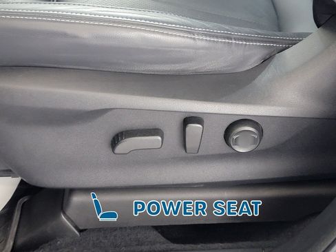 Used 2022 Subaru Ascent Touring AWD/4WD image 15