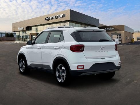 New 2026 Hyundai Venue SEL image 5