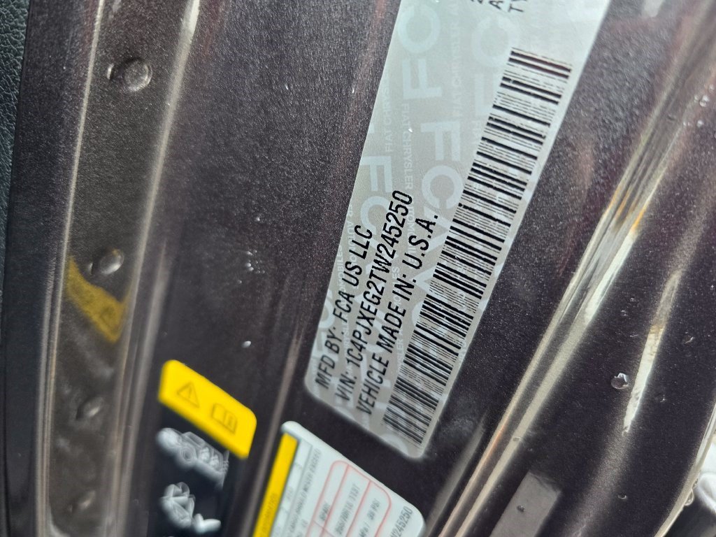 Used 2026 Jeep Wrangler Unlimited Sahara AWD/4WD image 17
