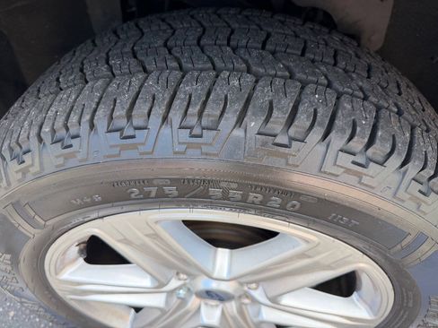 Used 2019 Ford Expedition Max XLT w/ Equipment Group 202A RWD image 22