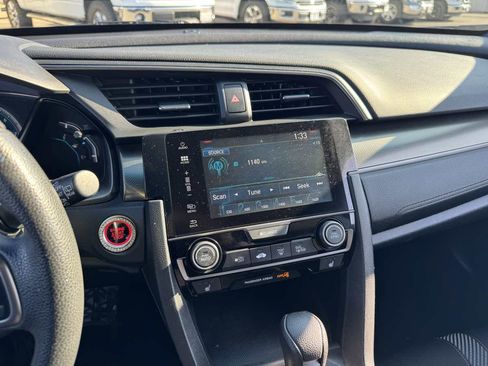Used 2018 Honda Civic EX image 29