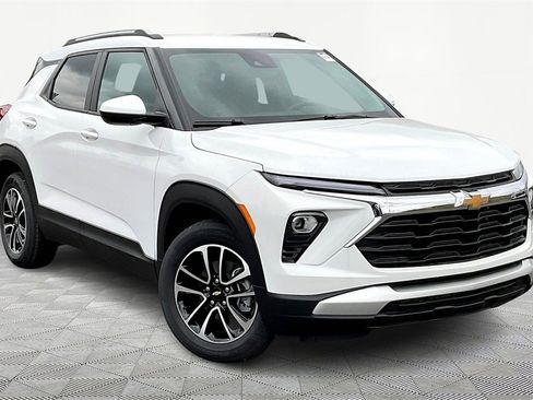 New 2026 Chevrolet TrailBlazer LT image 2