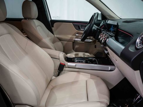 Used 2023 Mercedes-Benz GLB 250 image 15
