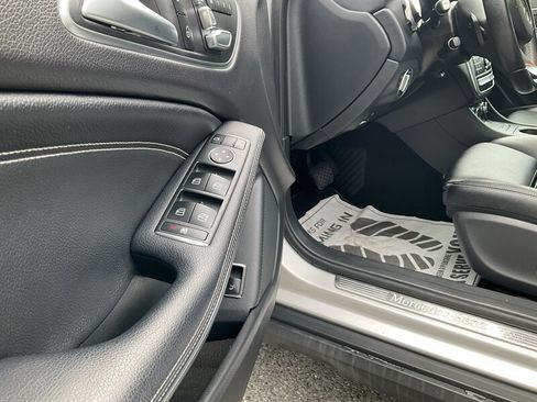 Used 2018 Mercedes-Benz GLA 250 4MATIC image 21