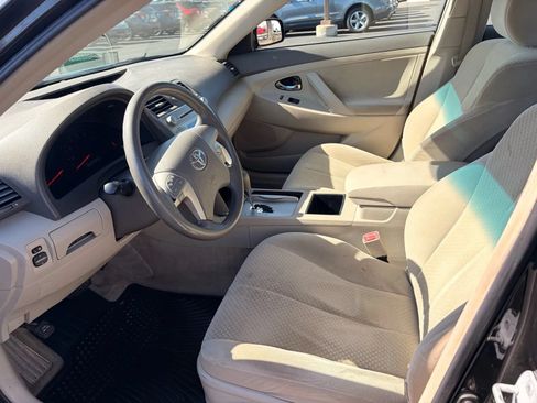 Used 2009 Toyota Camry LE FWD image 7