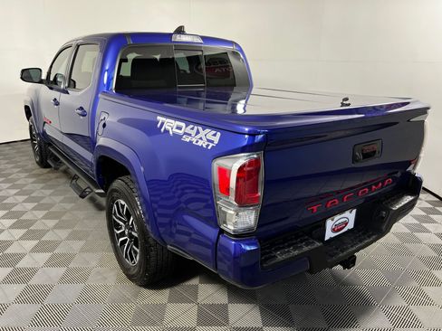 Used 2023 Toyota Tacoma TRD Sport AWD/4WD image 7