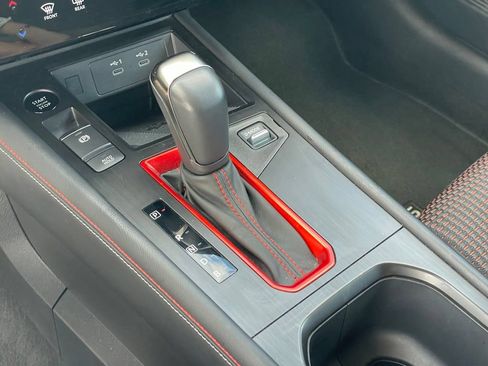 Certified 2025 Nissan Kicks SR AWD/4WD image 26