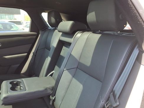 Used 2025 Land Rover Range Rover Velar Dynamic SE image 12