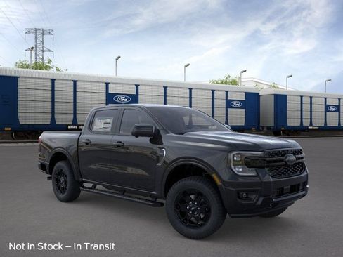 New 2026 Ford Ranger Lariat w/ Black Appearance Package AWD/4WD image 8