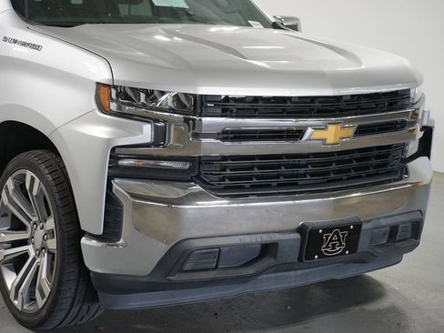 Used 2020 Chevrolet Silverado 1500 LT w/ Texas Edition RWD image 4