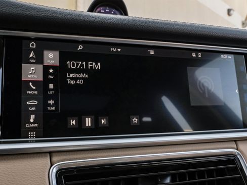 Used 2018 Porsche Panamera 4 w/ Sport Chrono Package image 40