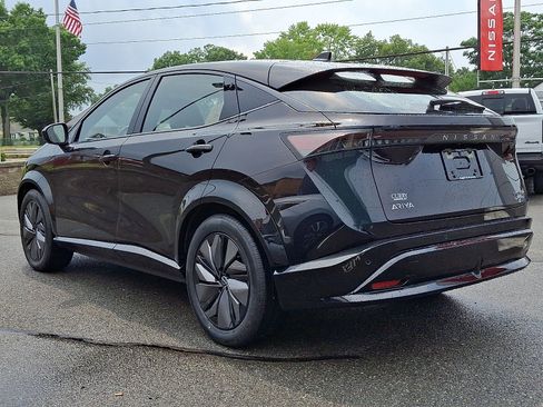 Used 2024 Nissan Ariya AWD image 4