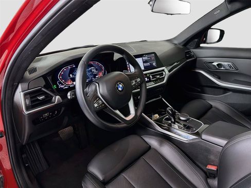Used 2022 BMW 330i Sedan w/ Driving Assistance Package RWD image 9