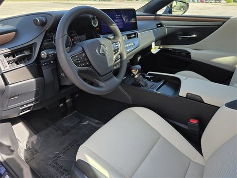 New 2025 Lexus ES 350 w/ Premium Package image 23
