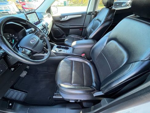 Certified 2021 Ford Escape SEL image 13
