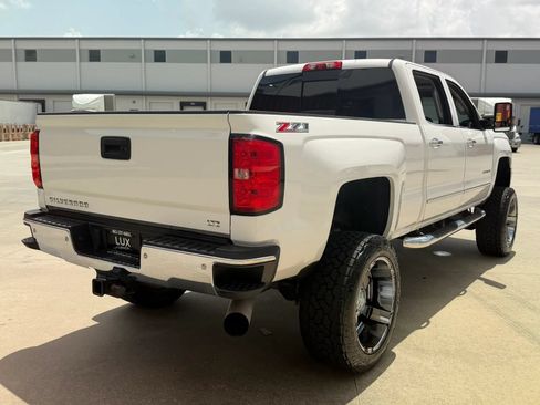 Used 2015 Chevrolet Silverado 2500 LTZ w/ Duramax Plus Package AWD/4WD image 9