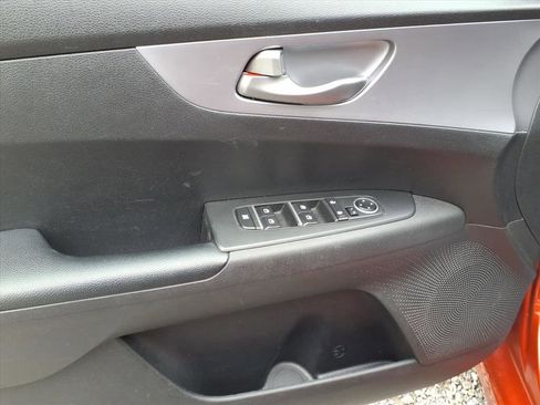 Used 2022 Kia Forte LXS image 15