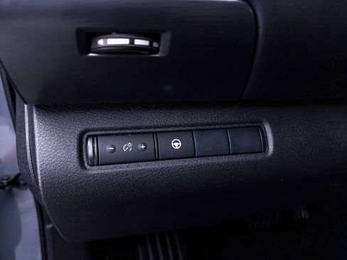 Used 2024 Nissan Pathfinder Rock Creek AWD/4WD image 3