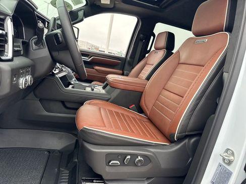 New 2026 GMC Sierra 3500 Denali Ultimate AWD/4WD image 21