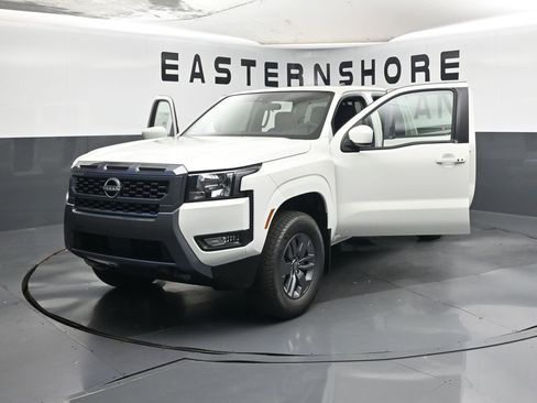 New 2025 Nissan Frontier SV w/ SV Convenience Package image 43