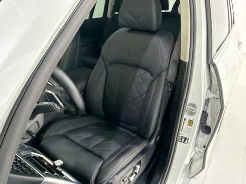 Used 2025 BMW X7 xDrive40i w/ Premium Package AWD/4WD image 13