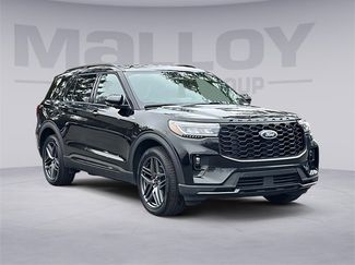 Used 2025 Ford Explorer ST-Line w/ ST-Line Street Pack video 1