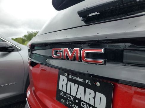 New 2026 GMC Acadia Elevation w/ Elevation Premium Package FWD image 7