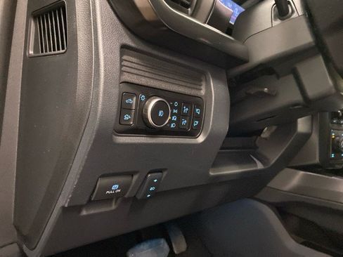 Certified 2026 Ford F250 Lariat w/ Tremor Off-Road Package AWD/4WD image 17