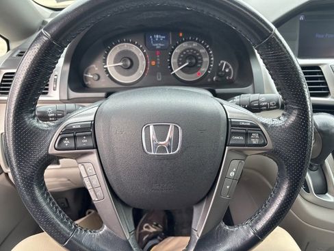 Used 2014 Honda Odyssey Touring image 15
