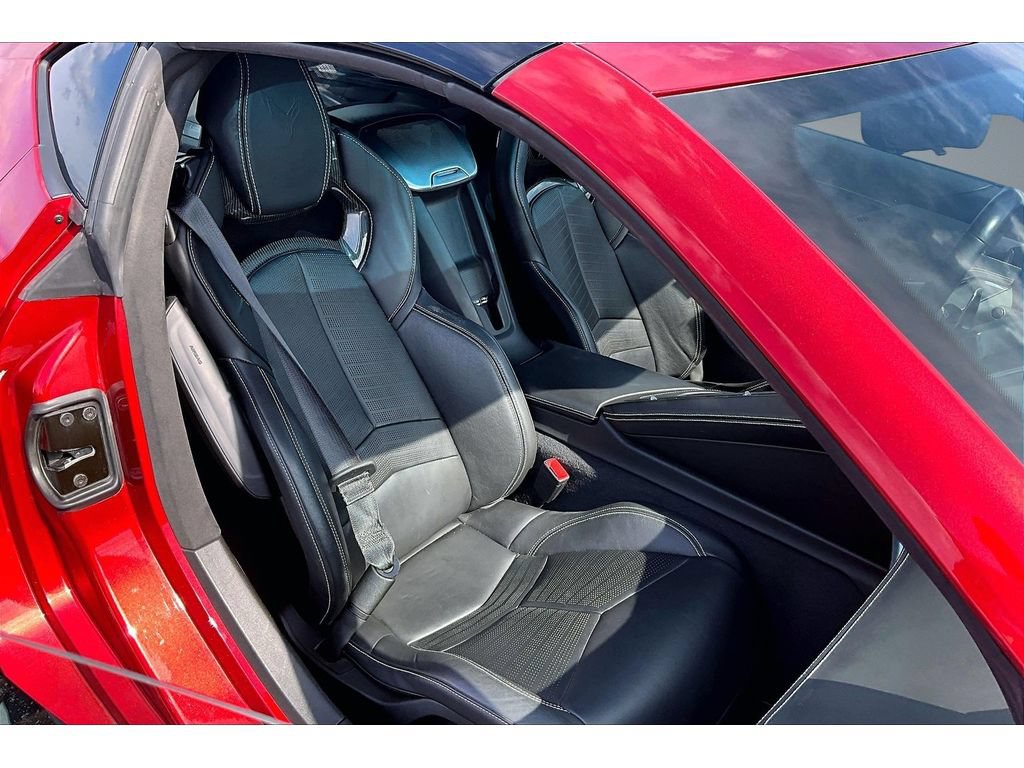 Used 2021 Chevrolet Corvette Stingray Premium Cpe w/ Z51 Performance Package RWD image 38