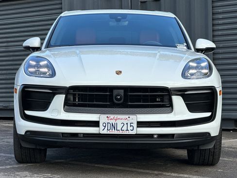 Used 2023 Porsche Macan image 11