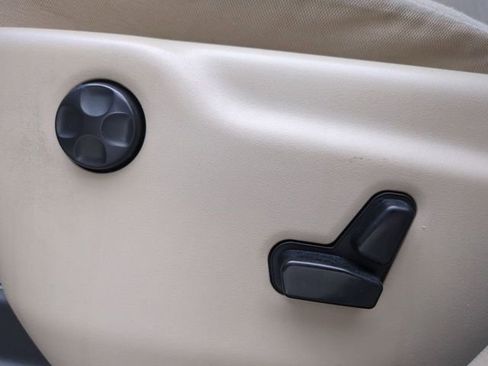 Used 2020 Jeep Grand Cherokee Laredo image 20