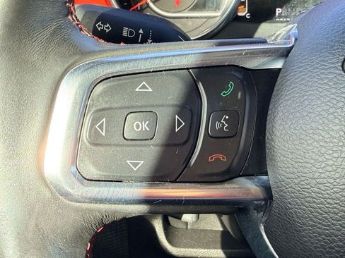 Used 2019 Jeep Wrangler Unlimited Rubicon image 12