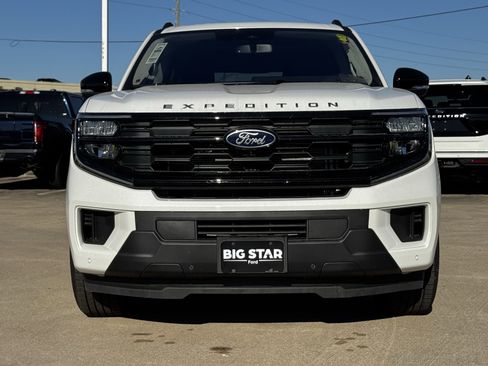 New 2025 Ford Expedition Max Active image 5