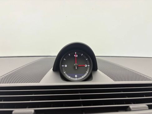 Certified 2023 Porsche Panamera 4 Platinum Edition AWD/4WD image 13