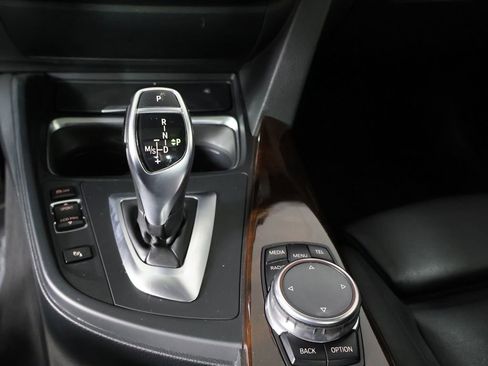 Used 2014 BMW 335i Gran Turismo xDrive AWD/4WD image 48