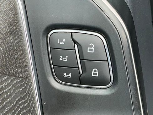 Used 2021 Ford F150 Platinum w/ Equipment Group 701A High AWD/4WD image 17
